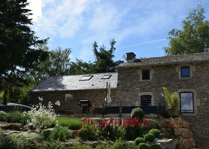 Gites Domaine du Charouzech