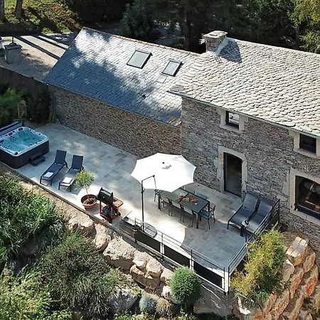 Gites Domaine Du Charouzech Salles-Curan Exterior photo