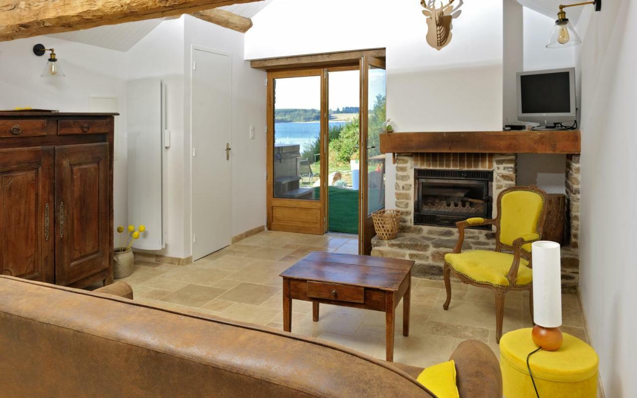 Domaine Du Charouzech Holiday home Salles-Curan